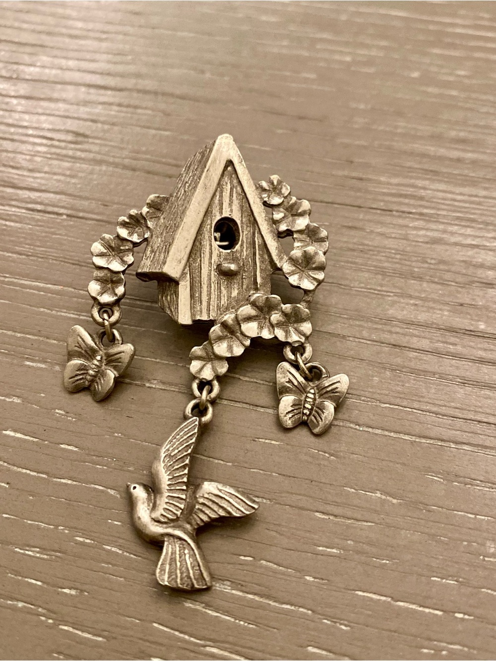 LCD Lindsay Claire Design Birdhouse Tac Pin / Brooch Pewter Cottage Core